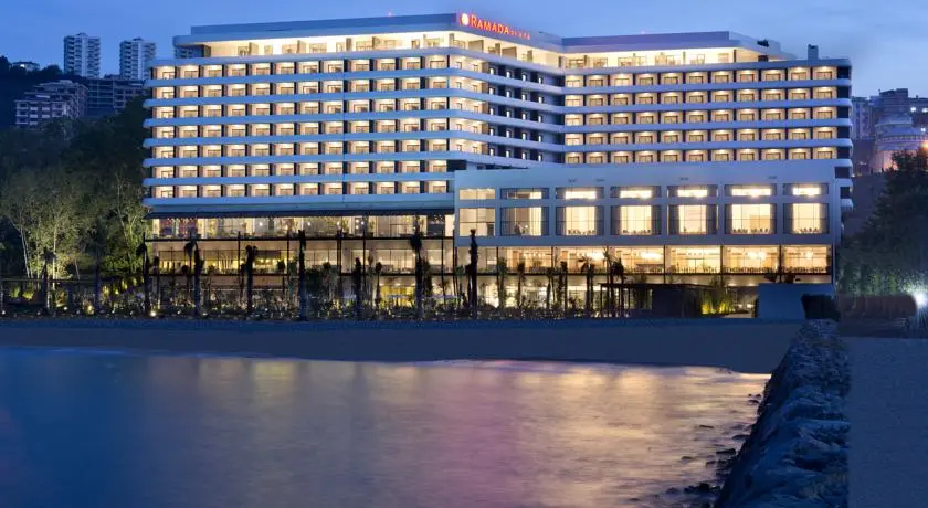 فندق رمادا طرابزون بلازا (حجز ارخص من بوكينج) 2023