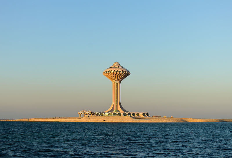كم تبعد الظهران عن الخبر