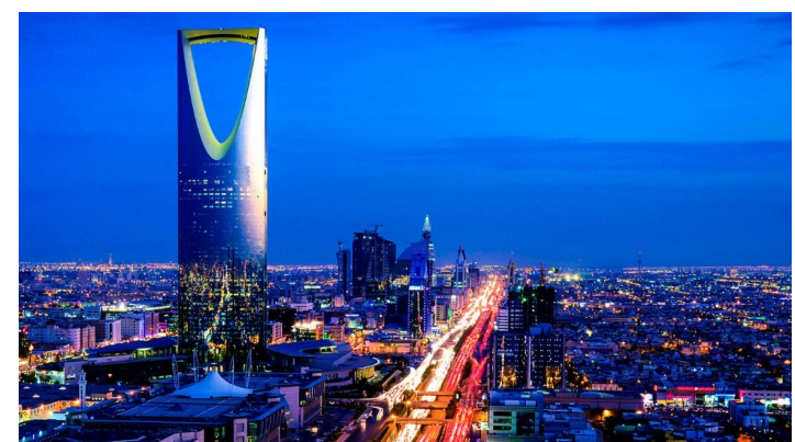كم تبعد الدمام عن الخبر