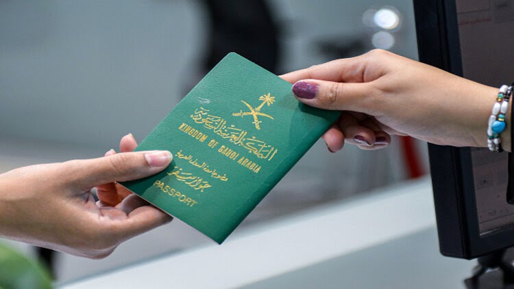 كم سعر تأشيرة سويسرا للسعوديين؟